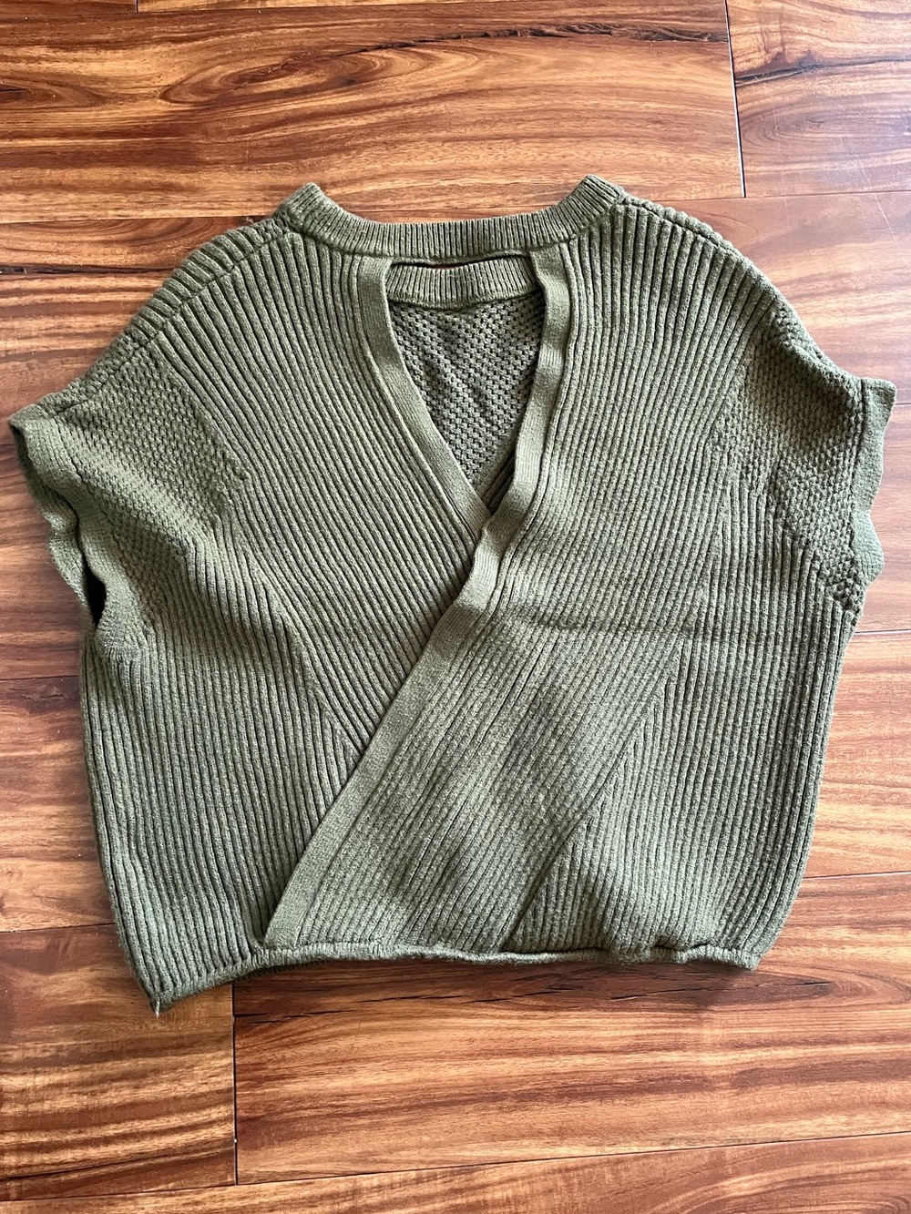Express Ribbed Knit Sweater Top - Picture 4 of 8